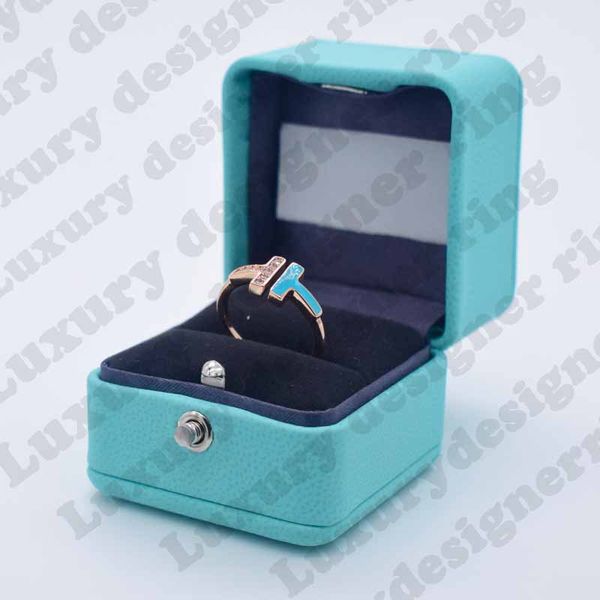 designer love ring men and women ring classic luxury titanium steel alloy material never fade non allergic, Golden;silver
designer love ring men and women ring classic luxury titanium steel alloy material never fade non allergic, Golden;silver