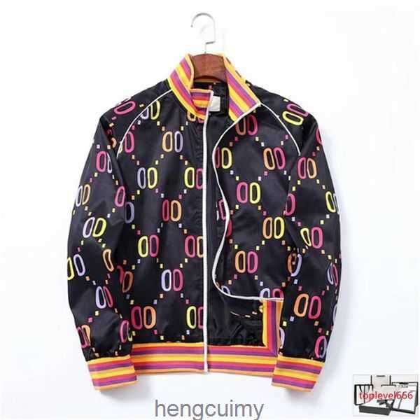 designer mens jacket spring and 2023 autumn windrunner tee fashion hooded sports windbreaker casual zipper jackets clothing 0csw, Black;brown
designer mens jacket spring and 2023 autumn windrunner tee fashion hooded sports windbreaker casual zipper jackets clothing 0csw, Black;brown