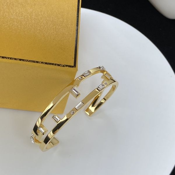 luxury designer bracelet chain classic black agate bracelet 18k platinum plated women's valentine's day mother's day engageme
luxury designer bracelet chain classic black agate bracelet 18k platinum plated women's valentine's day mother's day engageme