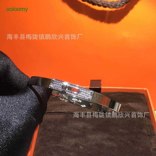 hemrres designer bracelet high version h letter half diamond bracelet plated 18k rose gold pig nose temperament couple ge0i, Golden;silver
hemrres designer bracelet high version h letter half diamond bracelet plated 18k rose gold pig nose temperament couple ge0i, Golden;silver