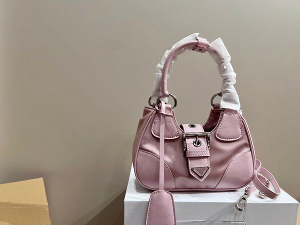 fashion nylon bag tote handbag large capacity women's moon buckle flip bag commuter wrist bag designer luxury id royalfashion_bag
fashion nylon bag tote handbag large capacity women's moon buckle flip bag commuter wrist bag designer luxury id royalfashion_bag