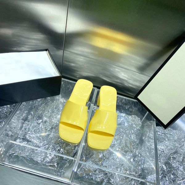 simple fadhion beach shoes women's thick sole sandals rubber slippers letter shiny leather heel sandals, Black 
simple fadhion beach shoes women's thick sole sandals rubber slippers letter shiny leather heel sandals, Black