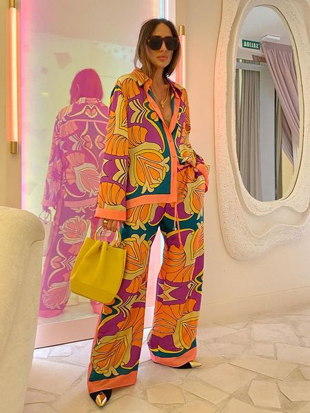 pyjamas loose satin women's pajamas fashion printed vintage pajama set 2-piece long sleeved pants women's pajamas fashion summer s, Red;black
pyjamas loose satin women's pajamas fashion printed vintage pajama set 2-piece long sleeved pants women's pajamas fashion summer s, Red;black