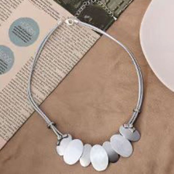 personality necklace, simple accessories, high atmosphere, Golden
personality necklace, simple accessories, high atmosphere, Golden