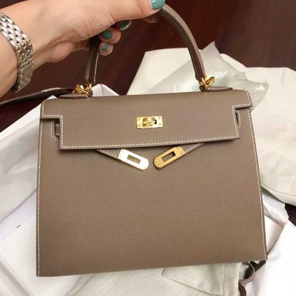 designer bags for ladies v2023 woman v the tote bag handbag women crossbody beach kelly bags leather grade casual handheld as6d
designer bags for ladies v2023 woman v the tote bag handbag women crossbody beach kelly bags leather grade casual handheld as6d
