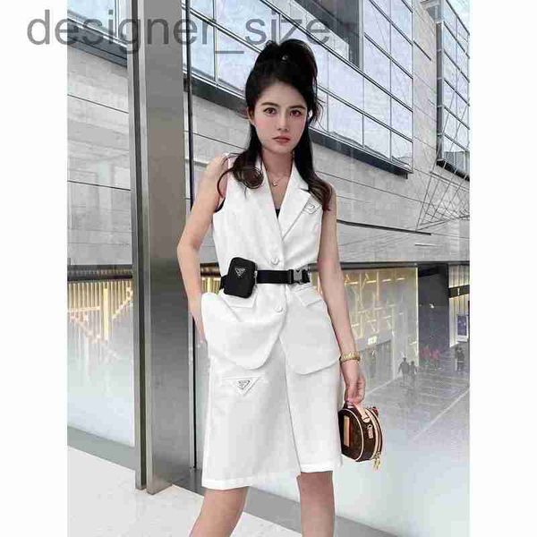 

two piece dress designer home summer new suit vest capris set with chest and pants paired with waistpack design, stereoscopic and stylish nr, White