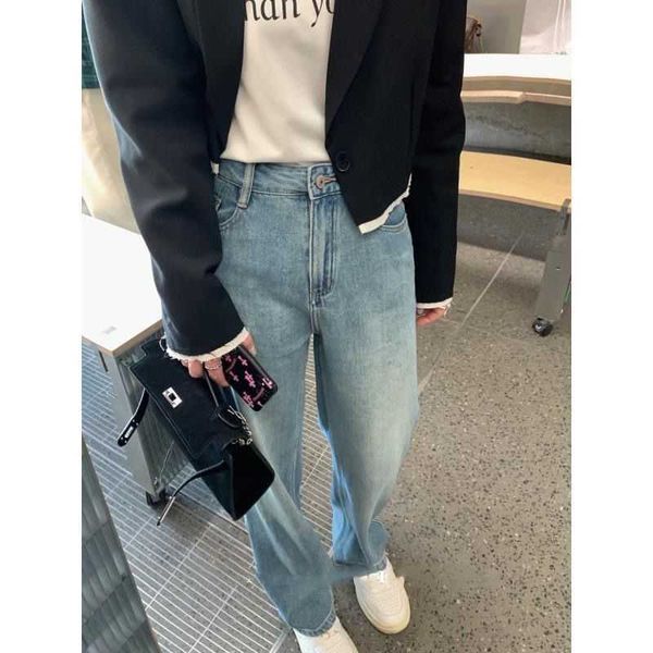 this blue super beautiful 2023 spring/summer new wide leg slim and lazy style extended floor dragging jeans for women
this blue super beautiful 2023 spring/summer new wide leg slim and lazy style extended floor dragging jeans for women
