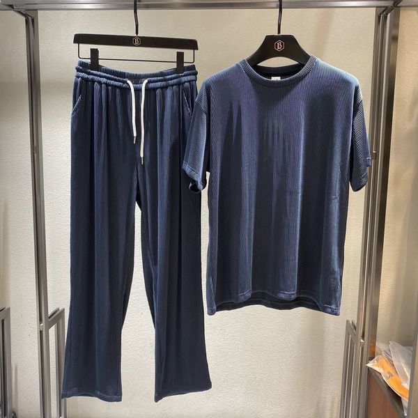 men's tracksuits men's summer t-shirt trousers suit short sleeve shirt breathable sports suit fashion casual suit two-piece suit 2, Gray
men's tracksuits men's summer t-shirt trousers suit short sleeve shirt breathable sports suit fashion casual suit two-piece suit 2, Gray