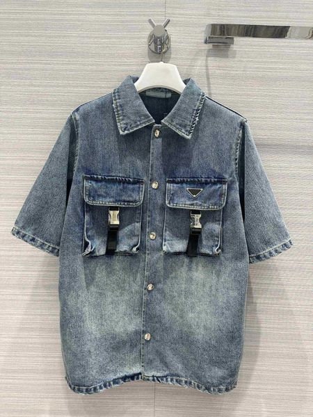 23ss womens jacket womens designer clothing women coat breast pocket short sleeve tooling lapel denim coat women clothes, Black;brown
23ss womens jacket womens designer clothing women coat breast pocket short sleeve tooling lapel denim coat women clothes, Black;brown
