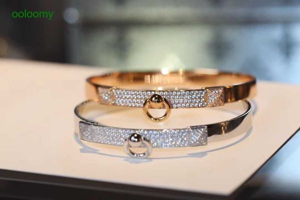 hemres designer bracelet v gold high edition second generation button bracelet female style pig nose band diamond rose couple o320, Black
hemres designer bracelet v gold high edition second generation button bracelet female style pig nose band diamond rose couple o320, Black