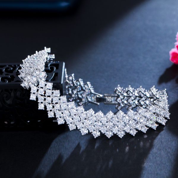 charm bracelets cwwzircons bling cubic zirconia luxury round tennis bracelet for women white gold plated wedding bridal party jewelry gift c, Golden;silver
charm bracelets cwwzircons bling cubic zirconia luxury round tennis bracelet for women white gold plated wedding bridal party jewelry gift c, Golden;silver