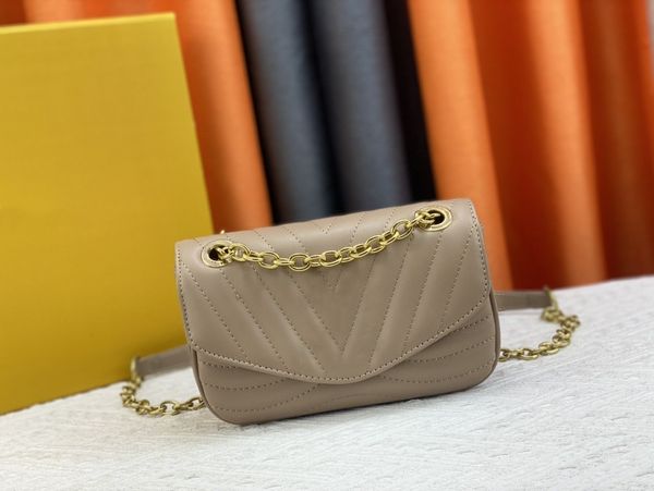 fashion designer woman bag women shoulder bag handbag purse original bag genuine leather cross body chain high grade quality messenger bag
fashion designer woman bag women shoulder bag handbag purse original bag genuine leather cross body chain high grade quality messenger bag