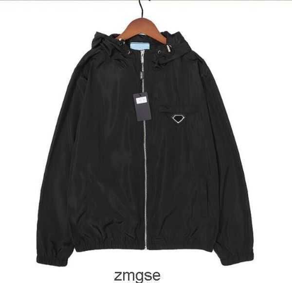 men's 2022 new designer men's jacket jackets high-end triangle paste decoration women's sai dress hat luxury la hghr, Black;brown
men's 2022 new designer men's jacket jackets high-end triangle paste decoration women's sai dress hat luxury la hghr, Black;brown