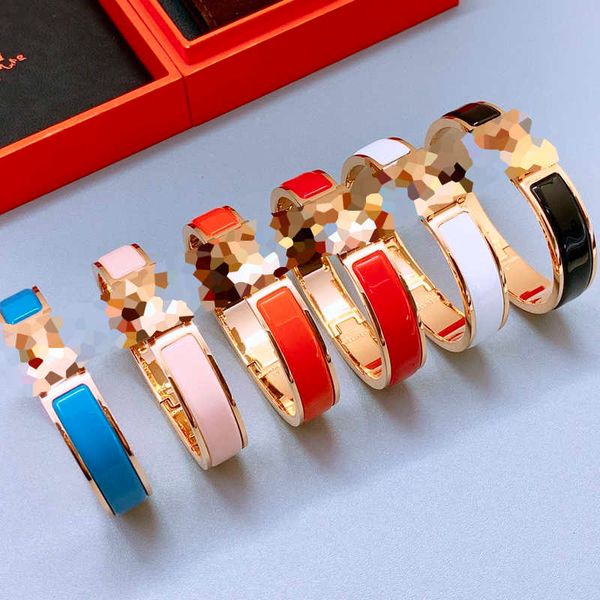 12mm enamel clic bangle for women charm bracelets new version girl gold, Golden;silver
12mm enamel clic bangle for women charm bracelets new version girl gold, Golden;silver
