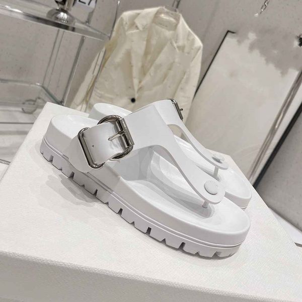 fashion designer ladies flip flops simple youth slippers suitable for spring prad summer and autumn ls beaches other places gp2b, Black
fashion designer ladies flip flops simple youth slippers suitable for spring prad summer and autumn ls beaches other places gp2b, Black
