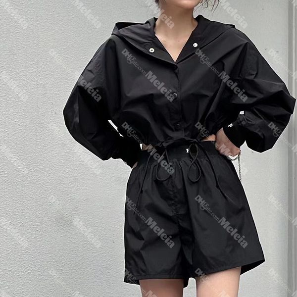 hooded coat shorts 2pcs set women long sleeve tracksuits black windproof outwear for female elastic waist lady sport shorts, Gray
hooded coat shorts 2pcs set women long sleeve tracksuits black windproof outwear for female elastic waist lady sport shorts, Gray
