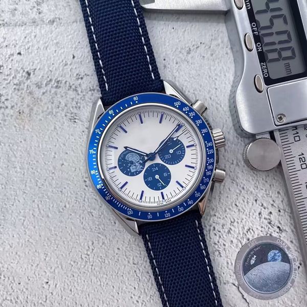 men's watch 42mm blue nylon knitted strap super watch style equipped with fully automatic mechanical movement leather strap timing code, Slivery;brown
men's watch 42mm blue nylon knitted strap super watch style equipped with fully automatic mechanical movement leather strap timing code, Slivery;brown