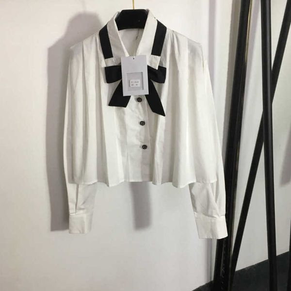 23ss women shirt womens designer clothing high neck blouse temperament bow collar small fragrance button lapel long sleeve short style shirt, White
23ss women shirt womens designer clothing high neck blouse temperament bow collar small fragrance button lapel long sleeve short style shirt, White