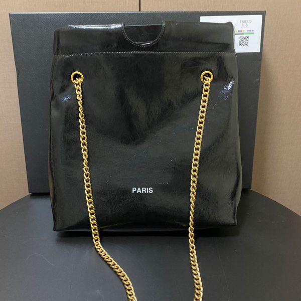shoulder bag fashion black handbags classic leather large capacity tote bags letter printing interior zipper pocket sliding chain travel sho
shoulder bag fashion black handbags classic leather large capacity tote bags letter printing interior zipper pocket sliding chain travel sho
