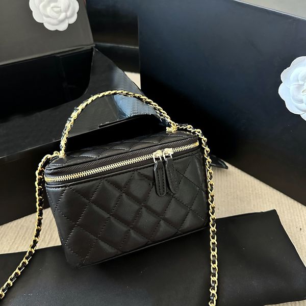 womens designer cosmetic box bags with mirror letter weave thick handle totesvanity gold metal hardware chain crossbody shoulder card holder
womens designer cosmetic box bags with mirror letter weave thick handle totesvanity gold metal hardware chain crossbody shoulder card holder