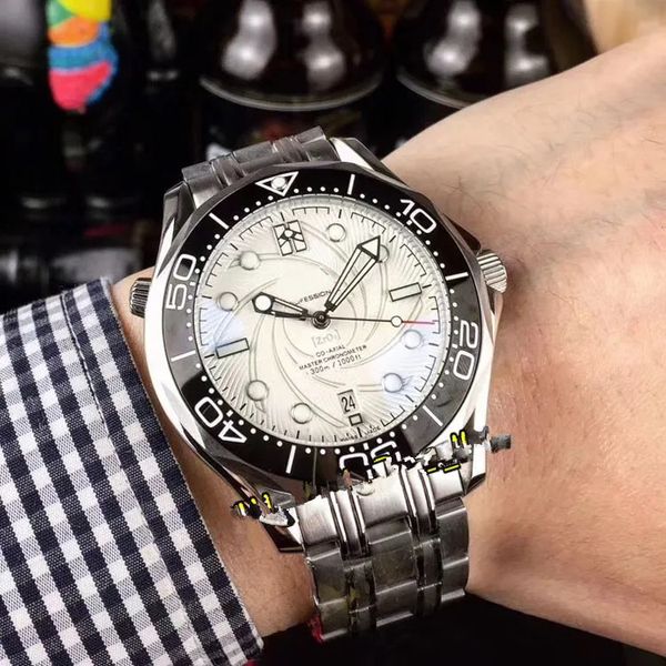 seahorse glass circle wind direction white black dial automatic men's watch stainless steel bracelet men's luminous watch, Slivery;golden
seahorse glass circle wind direction white black dial automatic men's watch stainless steel bracelet men's luminous watch, Slivery;golden