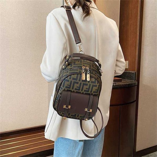 designer bag 2023 autumn/winter new style simple backpack women's korean edition contrast checker leisure travel small backpack factory
designer bag 2023 autumn/winter new style simple backpack women's korean edition contrast checker leisure travel small backpack factory