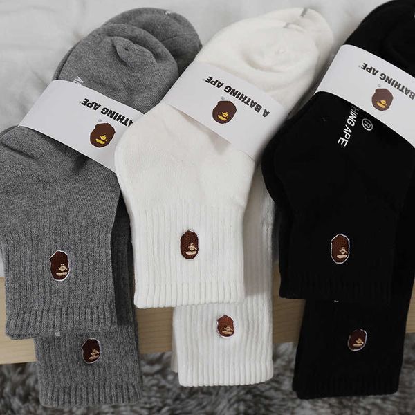socks japanese tide brand aape ape head in the tube towel bottom men's black and white gray sports t230425
socks japanese tide brand aape ape head in the tube towel bottom men's black and white gray sports t230425