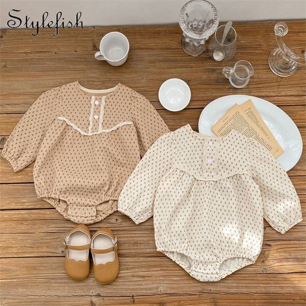 rompers ins spring romper baby girl clothes floral round neck baby long sleeve jumpsuit baby vintage romper 230425, Blue
rompers ins spring romper baby girl clothes floral round neck baby long sleeve jumpsuit baby vintage romper 230425, Blue