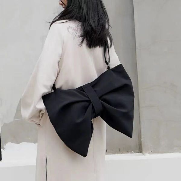 evening bags bow women canvas handbags fashion large shoulder crossbody ladies casual travel messenger bag female black red clutch 230424
evening bags bow women canvas handbags fashion large shoulder crossbody ladies casual travel messenger bag female black red clutch 230424