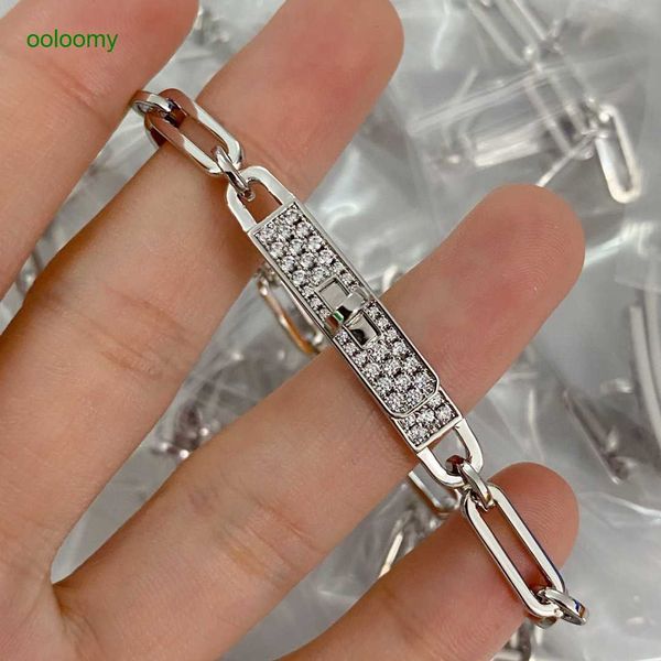 hemres designer bracelet v gold plated mijin pig nose full diamond bracelet button square chain buckle, Black
hemres designer bracelet v gold plated mijin pig nose full diamond bracelet button square chain buckle, Black