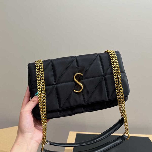luxuries designer women bag nylon shoulder bag vintage elegant chain square handbags lady crossbody bags messenger purse hand bags 230208
luxuries designer women bag nylon shoulder bag vintage elegant chain square handbags lady crossbody bags messenger purse hand bags 230208