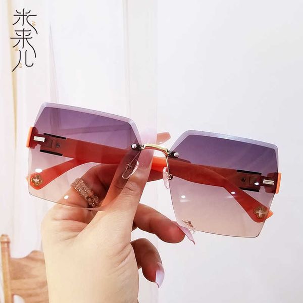 fashion sunglasses frames fashionable trendy large frame frameless cut edge sunglasses with insets to block the face and prevent uv rayss tr, White;black
fashion sunglasses frames fashionable trendy large frame frameless cut edge sunglasses with insets to block the face and prevent uv rayss tr, White;black