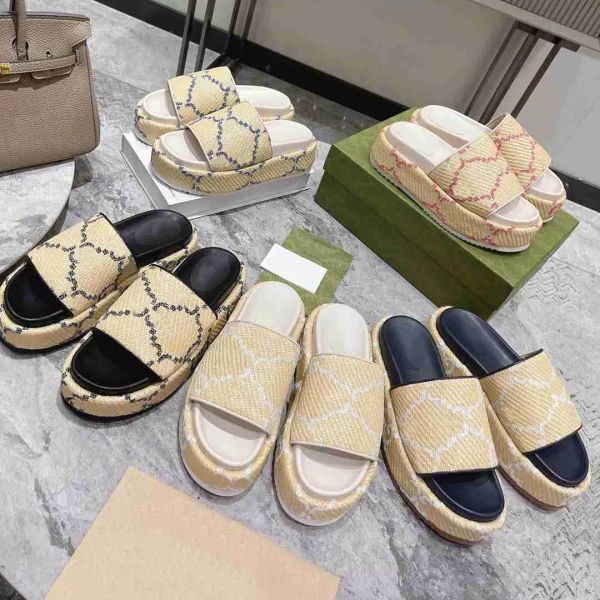 designer women sandals mens slippers flip flops luxury flat thick bottom embroidery printed jelly rubber leather women beach dress shoes hig, Black
designer women sandals mens slippers flip flops luxury flat thick bottom embroidery printed jelly rubber leather women beach dress shoes hig, Black