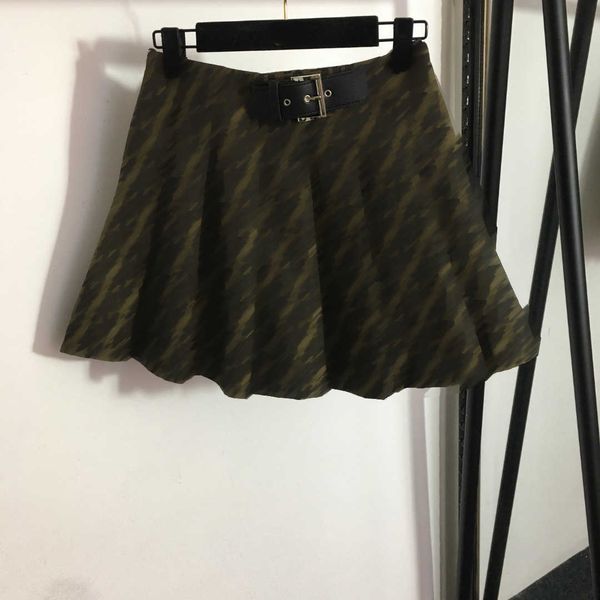 23ss mini skirt wrap skirt designer skirts denim skirt double f jacquard letter pleated short women clothes, Black
23ss mini skirt wrap skirt designer skirts denim skirt double f jacquard letter pleated short women clothes, Black