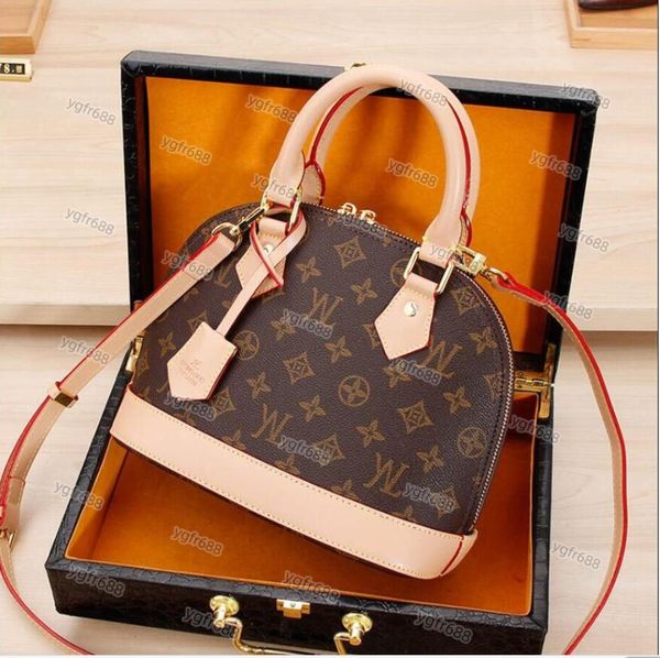 stylish women shoulder crossbody bags luxurys designers messenger shell bag mini leather handbags female purse wallet
stylish women shoulder crossbody bags luxurys designers messenger shell bag mini leather handbags female purse wallet