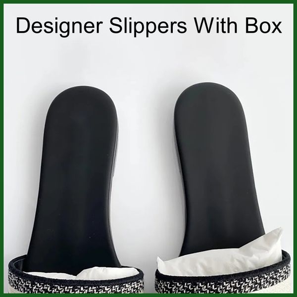 Kids Luxe Slipper Luxurys Brand Slippers Designer Slide Europe Classic Fashion Consumption Brand Embroidery Slides Dame Summer Outdoor High Quality Flat Sandal
Kids Luxe Slipper Luxurys Brand Slippers Designer Slide Europe Classic Fashion Consumption Brand Embroidery Slides Dame Summer Outdoor High Quality Flat Sandal