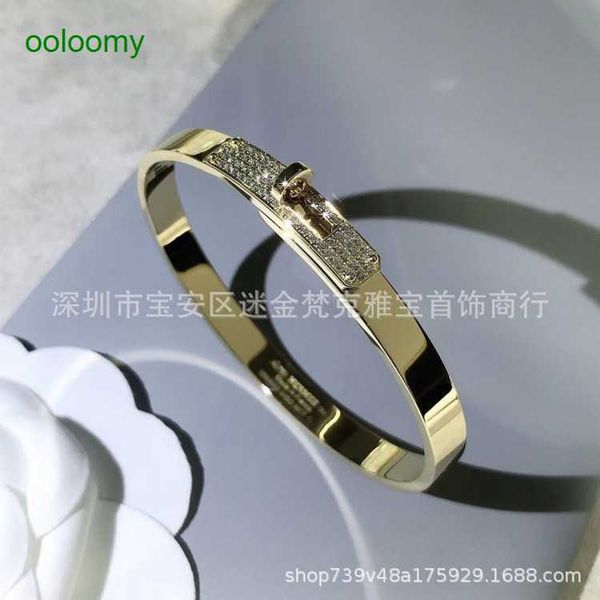 hemres designer bracelet v-gold material h bracelet rose gold plated 18k original buckle with diamond support 61ur, Black
hemres designer bracelet v-gold material h bracelet rose gold plated 18k original buckle with diamond support 61ur, Black