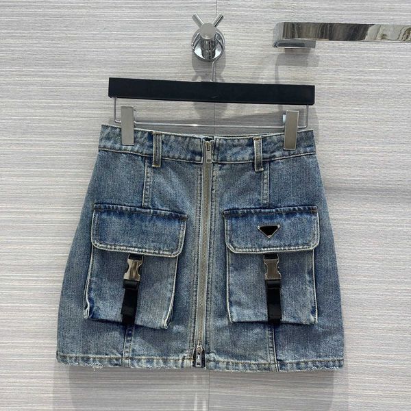 23ss designer skirts denim skirt mini skirt wrap skirt logo zipper pocket high waist denim short half skirt women clothes, Black
23ss designer skirts denim skirt mini skirt wrap skirt logo zipper pocket high waist denim short half skirt women clothes, Black