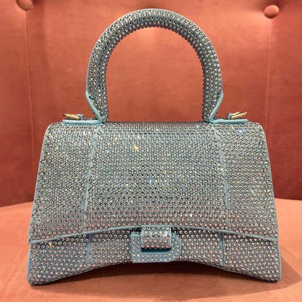mens flip inlaid diamond fashion the tote bag womens clutch shoulder bags cross body luxury genuine leather designer bag pochette hourglass
mens flip inlaid diamond fashion the tote bag womens clutch shoulder bags cross body luxury genuine leather designer bag pochette hourglass