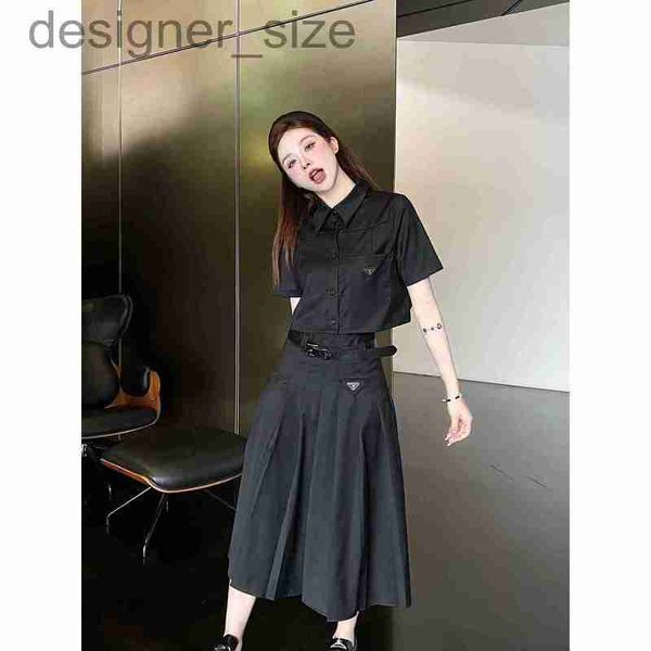 two piece dress designer 23 spring/summer new short sleeve suit set with chest decoration and pleated half skirt hy3x, White
two piece dress designer 23 spring/summer new short sleeve suit set with chest decoration and pleated half skirt hy3x, White