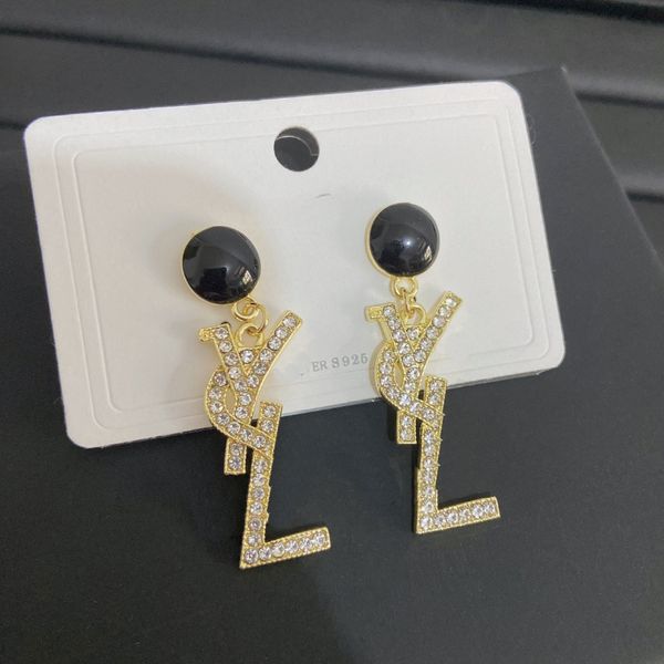 2023 diamond earrings charm design for women love letter earrings designer gifts jewelry family stud earrings gold plated jewelry, Golden
2023 diamond earrings charm design for women love letter earrings designer gifts jewelry family stud earrings gold plated jewelry, Golden