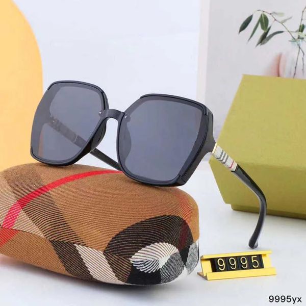 designers sunglasses fashion woman designer sunglasses beach sun glasses for optional with box, White;black
designers sunglasses fashion woman designer sunglasses beach sun glasses for optional with box, White;black