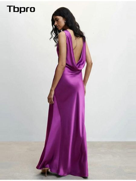 casual dresses backless oneck high waist satin long elegant solid aline slim floorlength dress female fashion banquet party vestidos 230424, Black;gray
casual dresses backless oneck high waist satin long elegant solid aline slim floorlength dress female fashion banquet party vestidos 230424, Black;gray