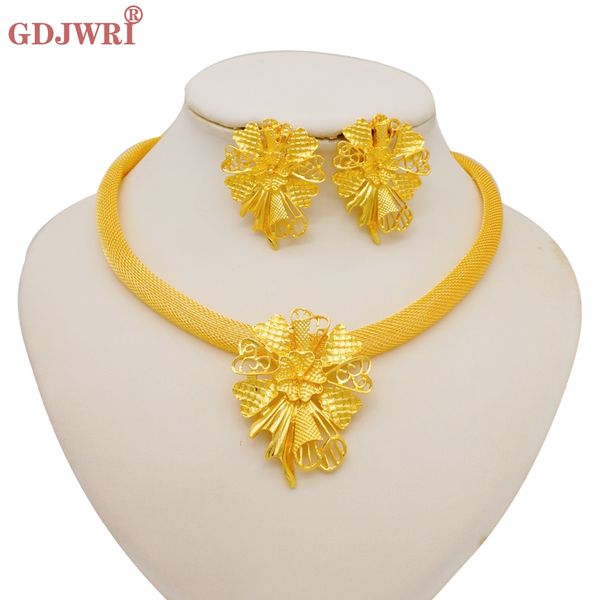 wedding jewelry sets fine dubai gold color jewelry set for women luxury unique pendant necklace earrings weddings gifts party accessory 2304, Slivery;golden
wedding jewelry sets fine dubai gold color jewelry set for women luxury unique pendant necklace earrings weddings gifts party accessory 2304, Slivery;golden
