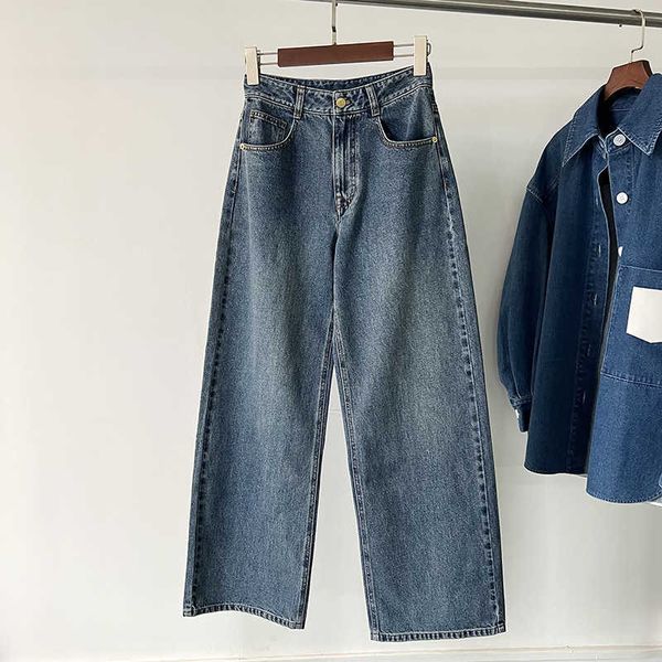 bi enters niuhuoyuan factory to produce high end line ed waist style dad pants straight tube floor dragging jeans with long legs, Blue
bi enters niuhuoyuan factory to produce high end line ed waist style dad pants straight tube floor dragging jeans with long legs, Blue