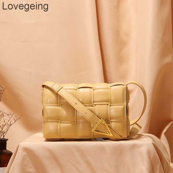 b designer bags for ladies woven vent bot 26cm bags pillow women's square small bag cloud crossbody cassettes fashion leather 2023 2kme
b designer bags for ladies woven vent bot 26cm bags pillow women's square small bag cloud crossbody cassettes fashion leather 2023 2kme
