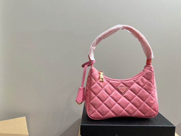 classic underarm bag prad shoulder bag women's diamond pattern nylon bag zipper open canvas crossbody bag designer luxury id royalfashi
classic underarm bag prad shoulder bag women's diamond pattern nylon bag zipper open canvas crossbody bag designer luxury id royalfashi
