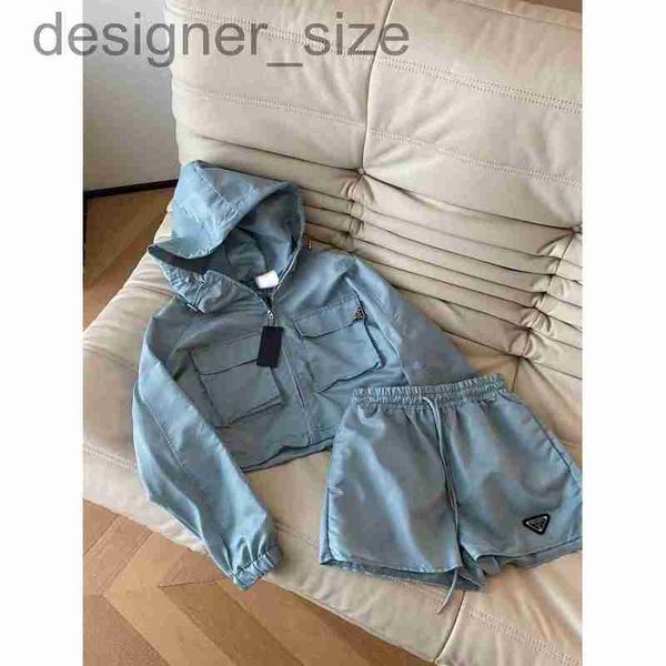 women's tracksuits designer 23 badge hooded double pocket zipper cardigan elastic waist shorts set short workwear style yn9w, Gray
women's tracksuits designer 23 badge hooded double pocket zipper cardigan elastic waist shorts set short workwear style yn9w, Gray