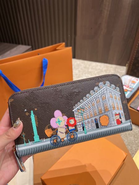 famous designer wallet cowhide classic splice graffiti multi-card passport clip clutch bags embossed letter women coin purse, Red;black
famous designer wallet cowhide classic splice graffiti multi-card passport clip clutch bags embossed letter women coin purse, Red;black