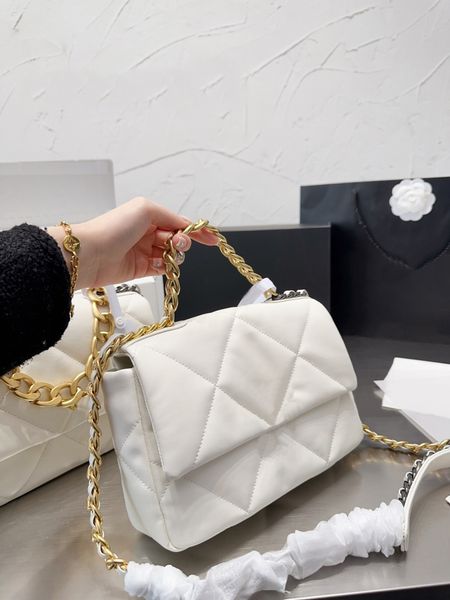 tz designer 19 series bag soft flap handbags vintage classic quilted cc shoulder bags gold-tone silver-tone metal thick chain crossbody bags
tz designer 19 series bag soft flap handbags vintage classic quilted cc shoulder bags gold-tone silver-tone metal thick chain crossbody bags